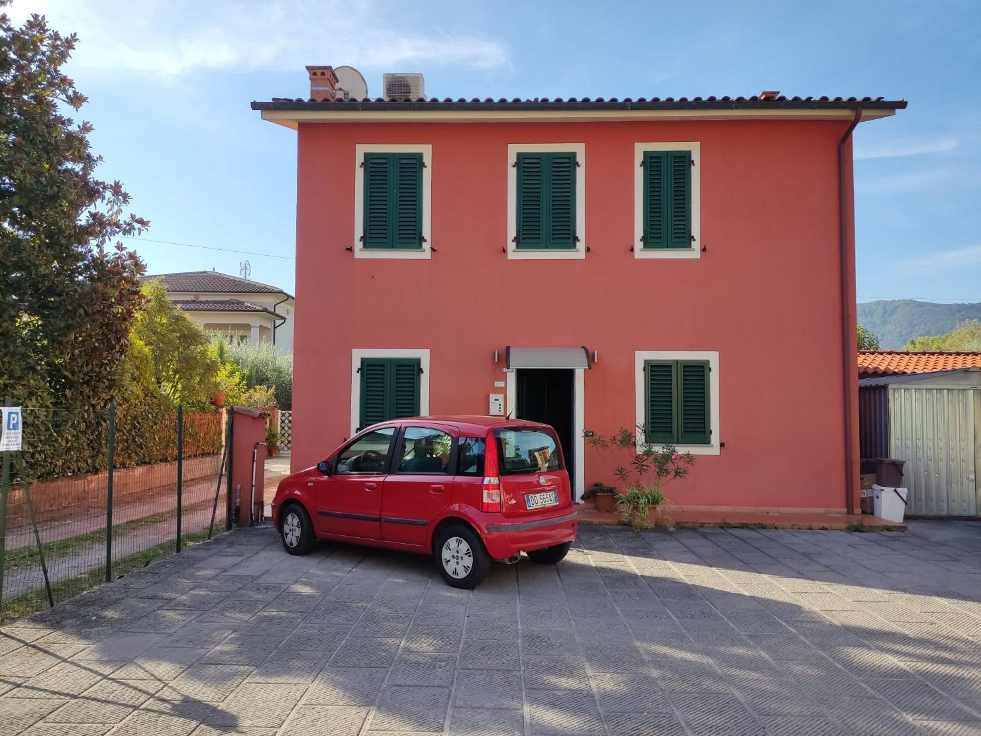 فيلا La Casa Delle Buone Letture لوكا المظهر الخارجي الصورة