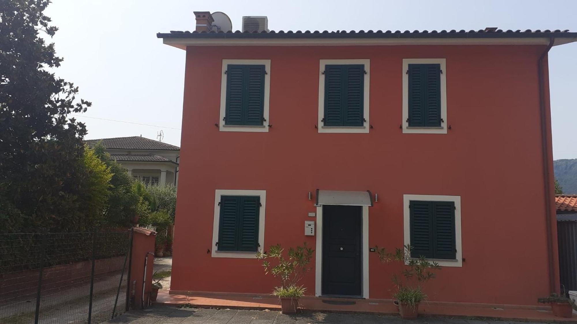 فيلا La Casa Delle Buone Letture لوكا المظهر الخارجي الصورة